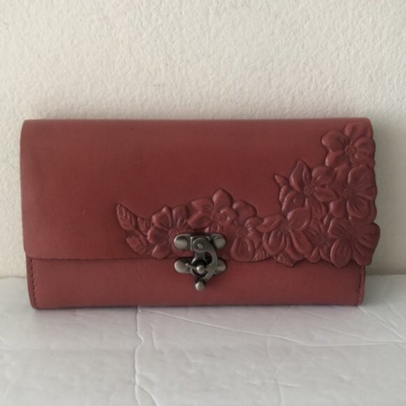 Patricia Nash Terresa Leather Wallet Hand Cut Tooled RFID Pink - Picture 3 of 12